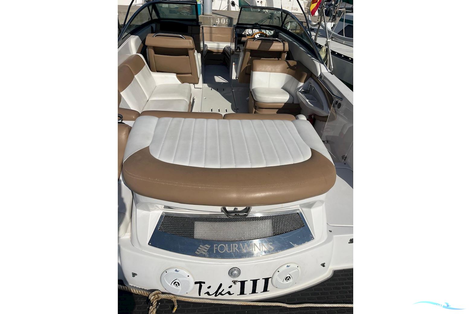 Four Winns SL262