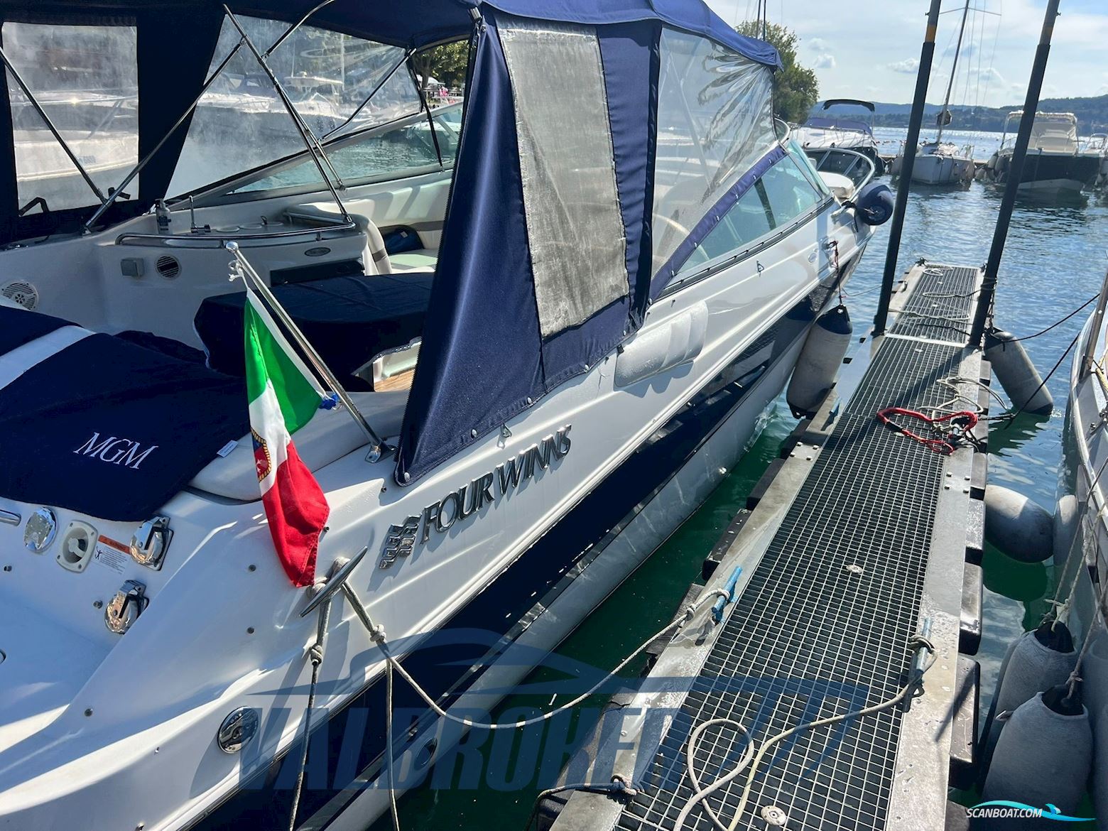 Four Winns Sundowner 285