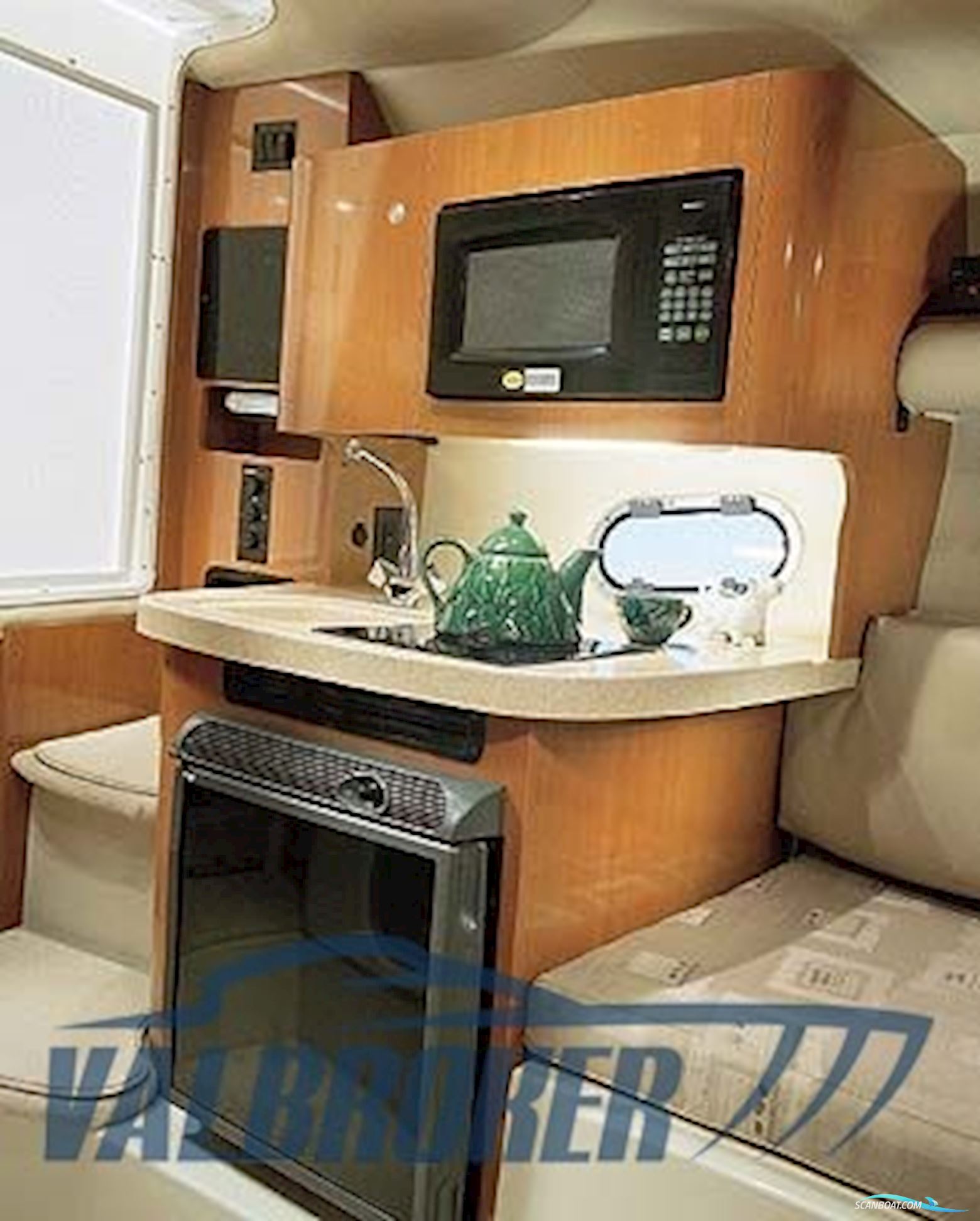 Four Winns Vista 248