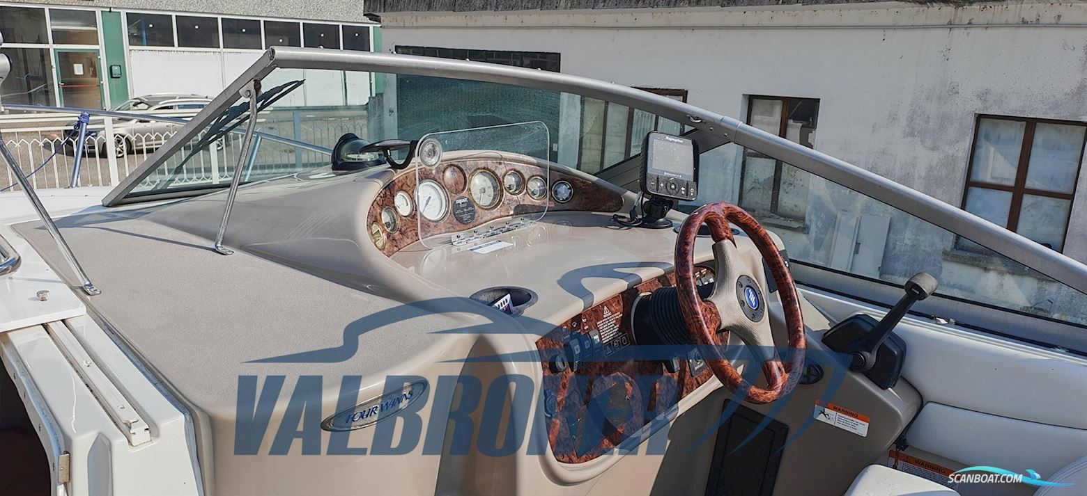 Four Winns Vista 248