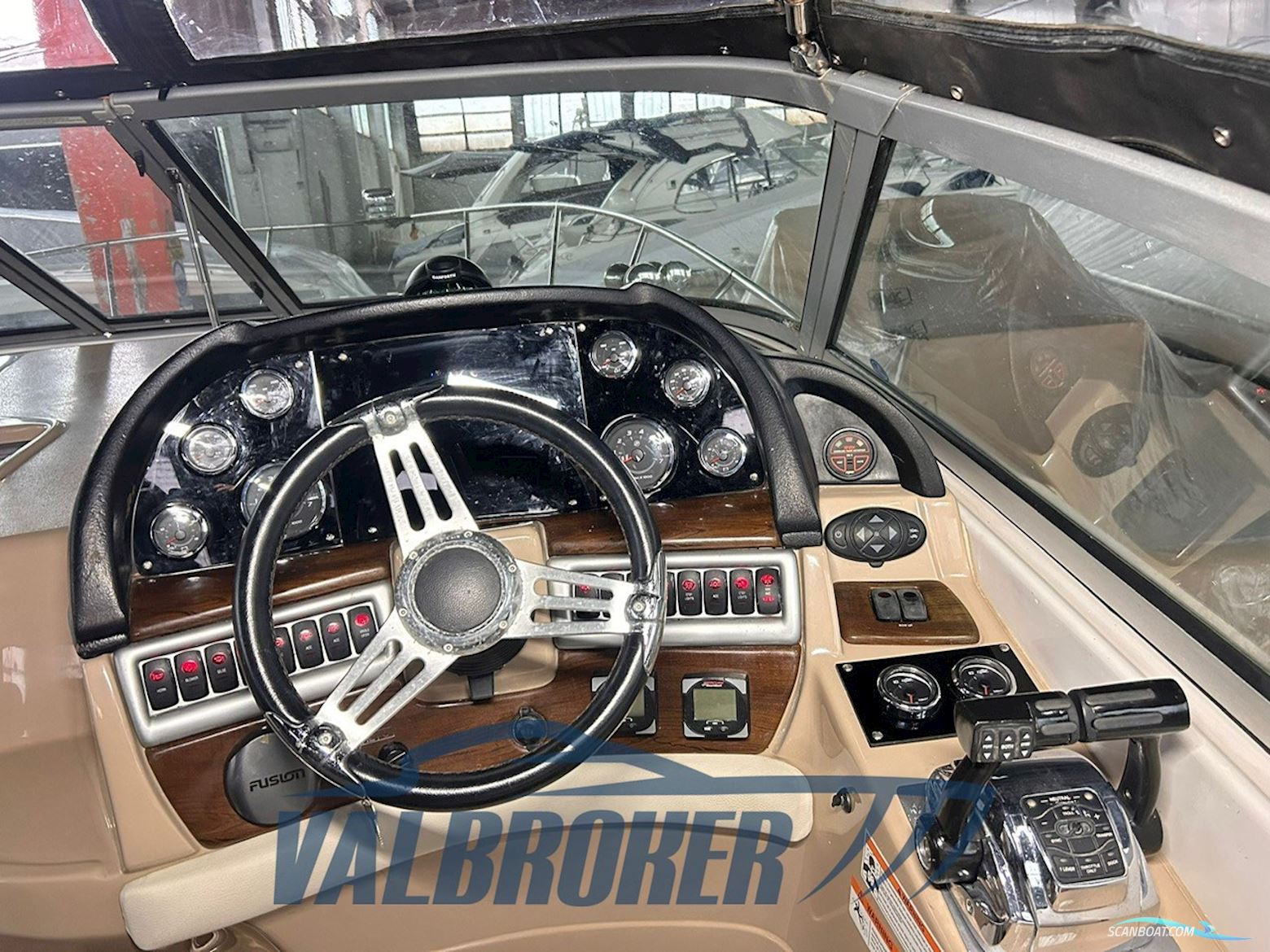 Four Winns Vista 288