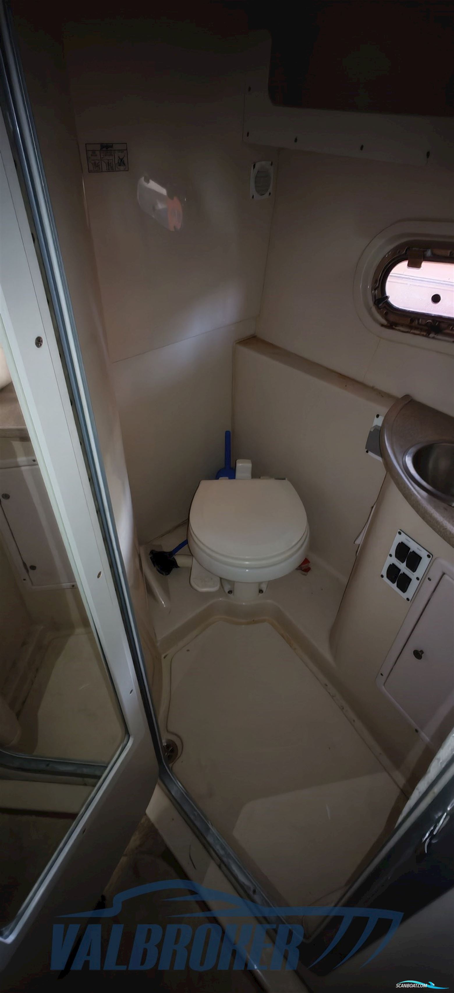 Four Winns Vista 288