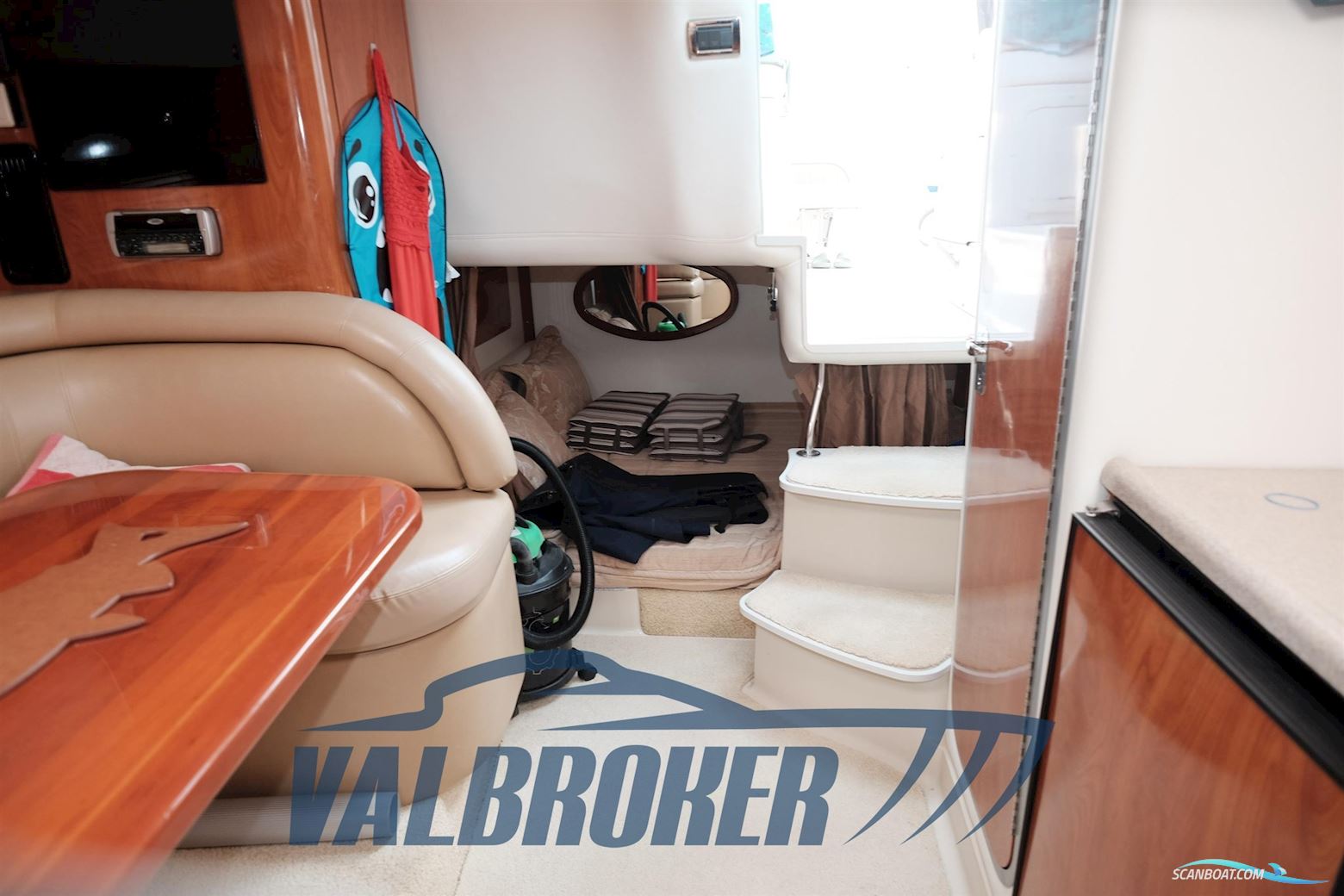 Four Winns Vista 328