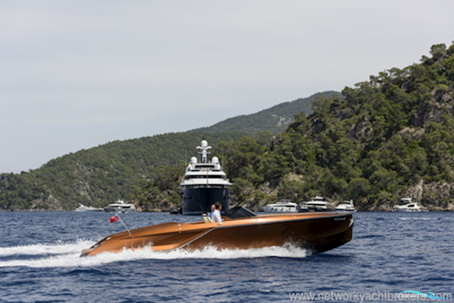 Frauscher 858  Fantom