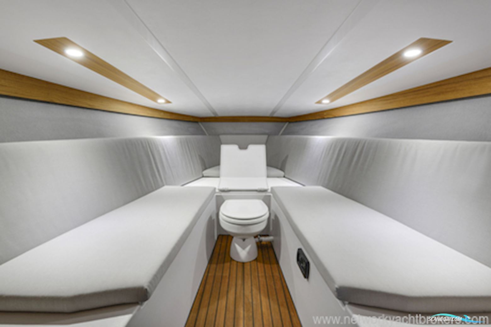 Frauscher 858  Fantom