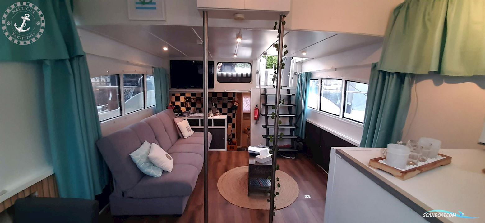 Funcraft 1500 Flybridge