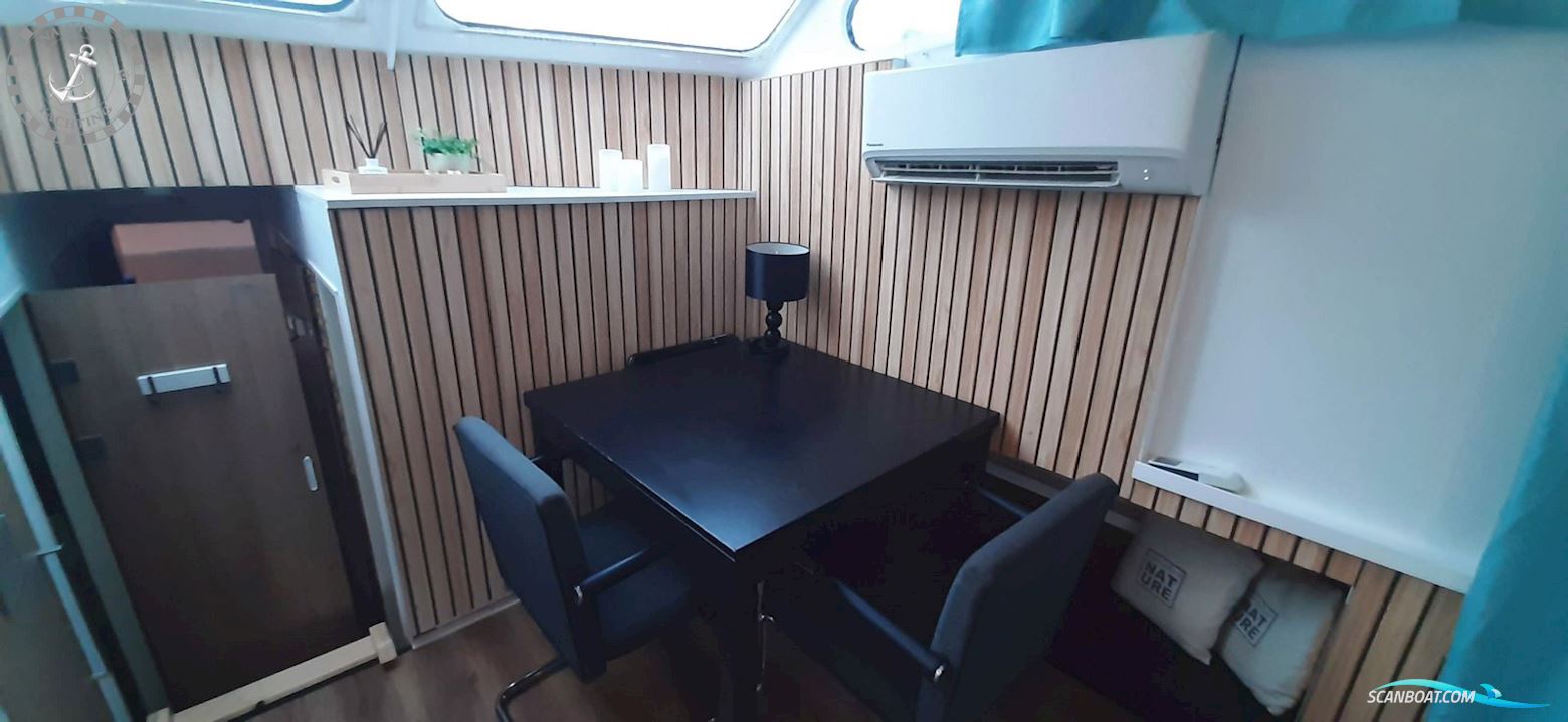 Funcraft 1500 Flybridge