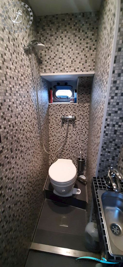 Funcraft 1500 Flybridge