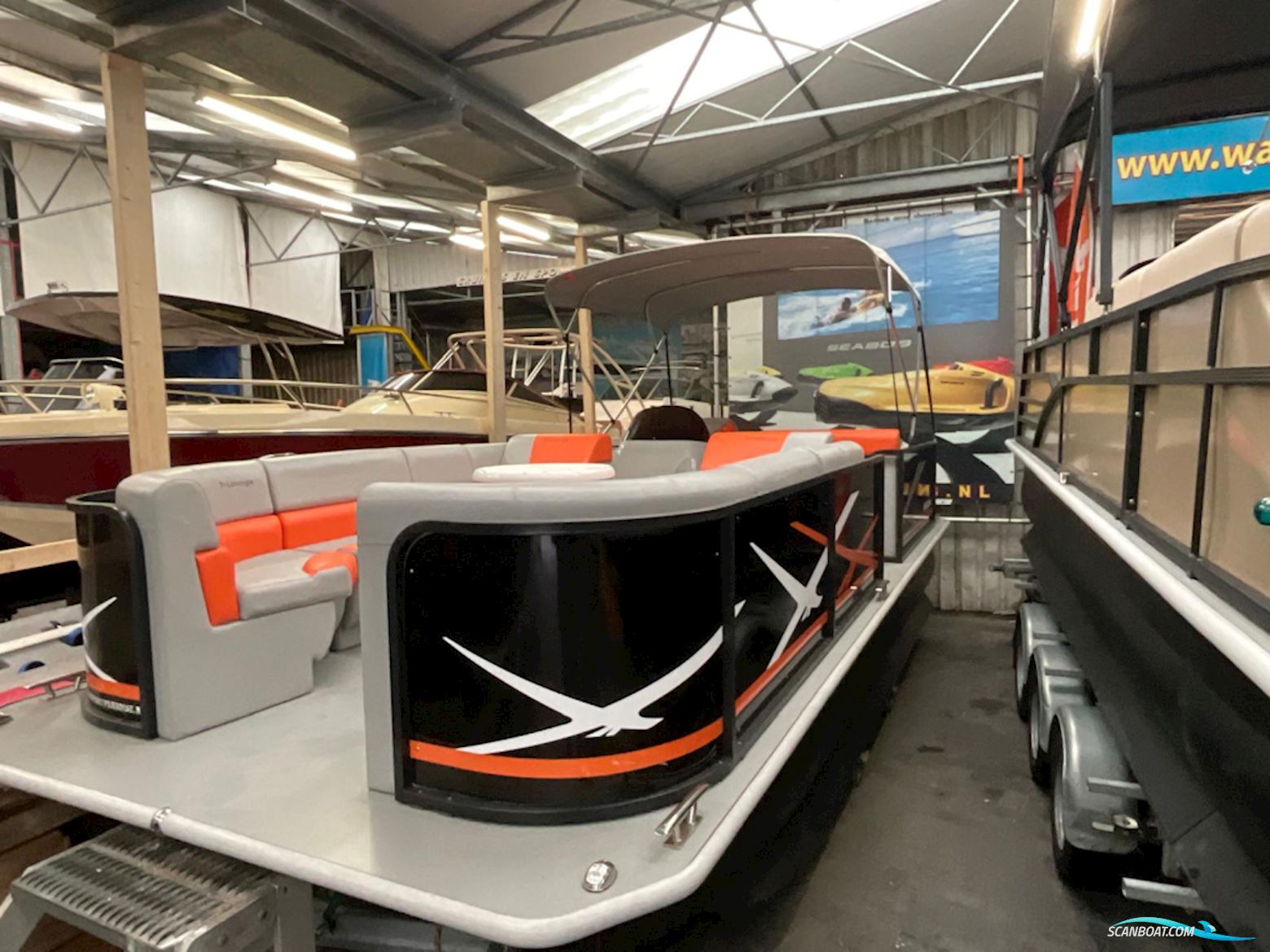 Funcruiser Pontoon 650 - Nieuw