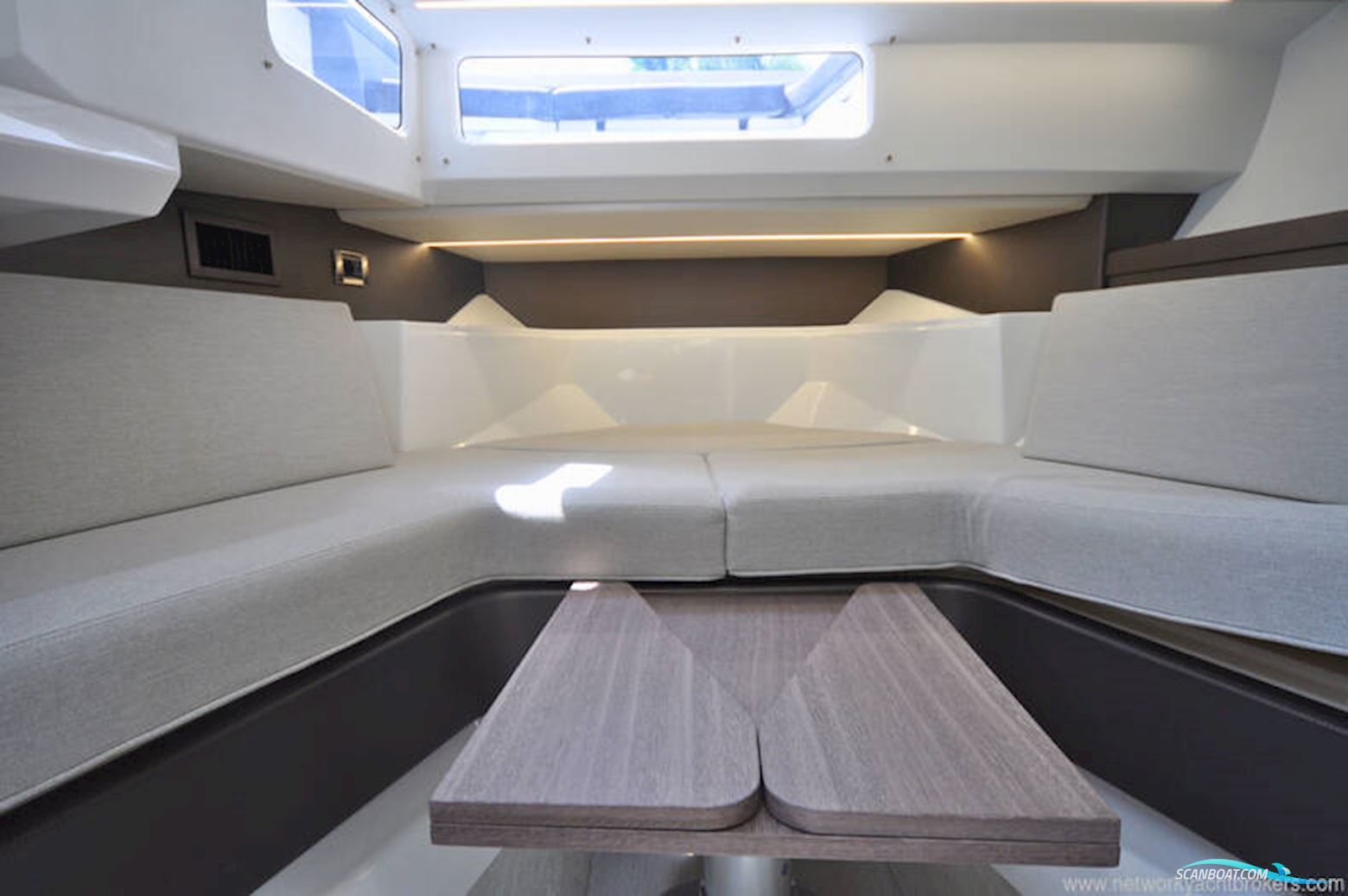 Galeon 325 Gto