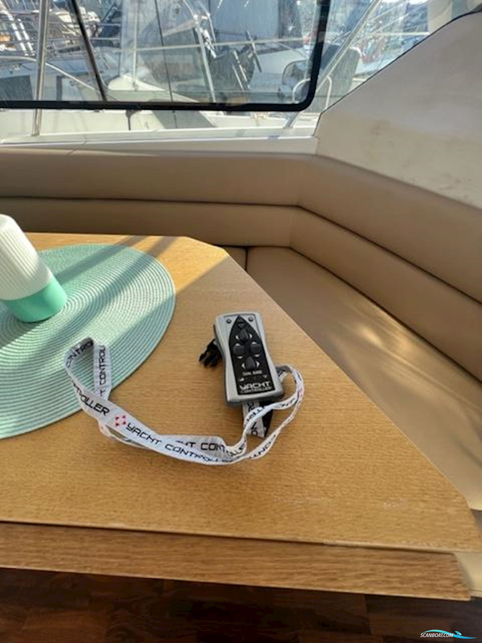 Galeon 360 FLY