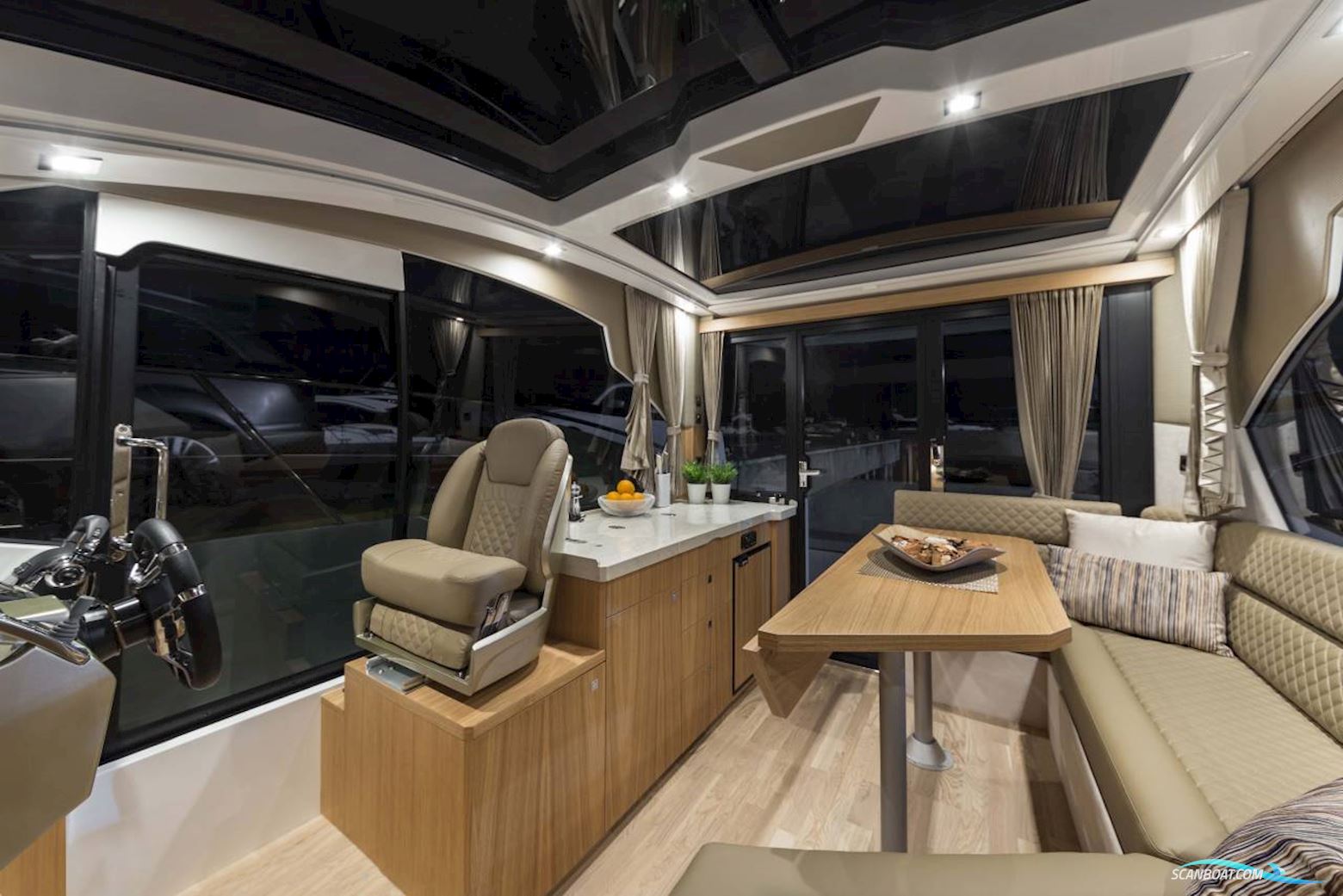 Galeon 370 HTC