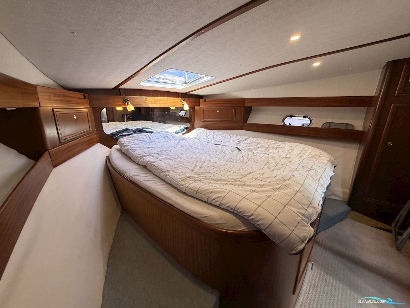 Galeon 380