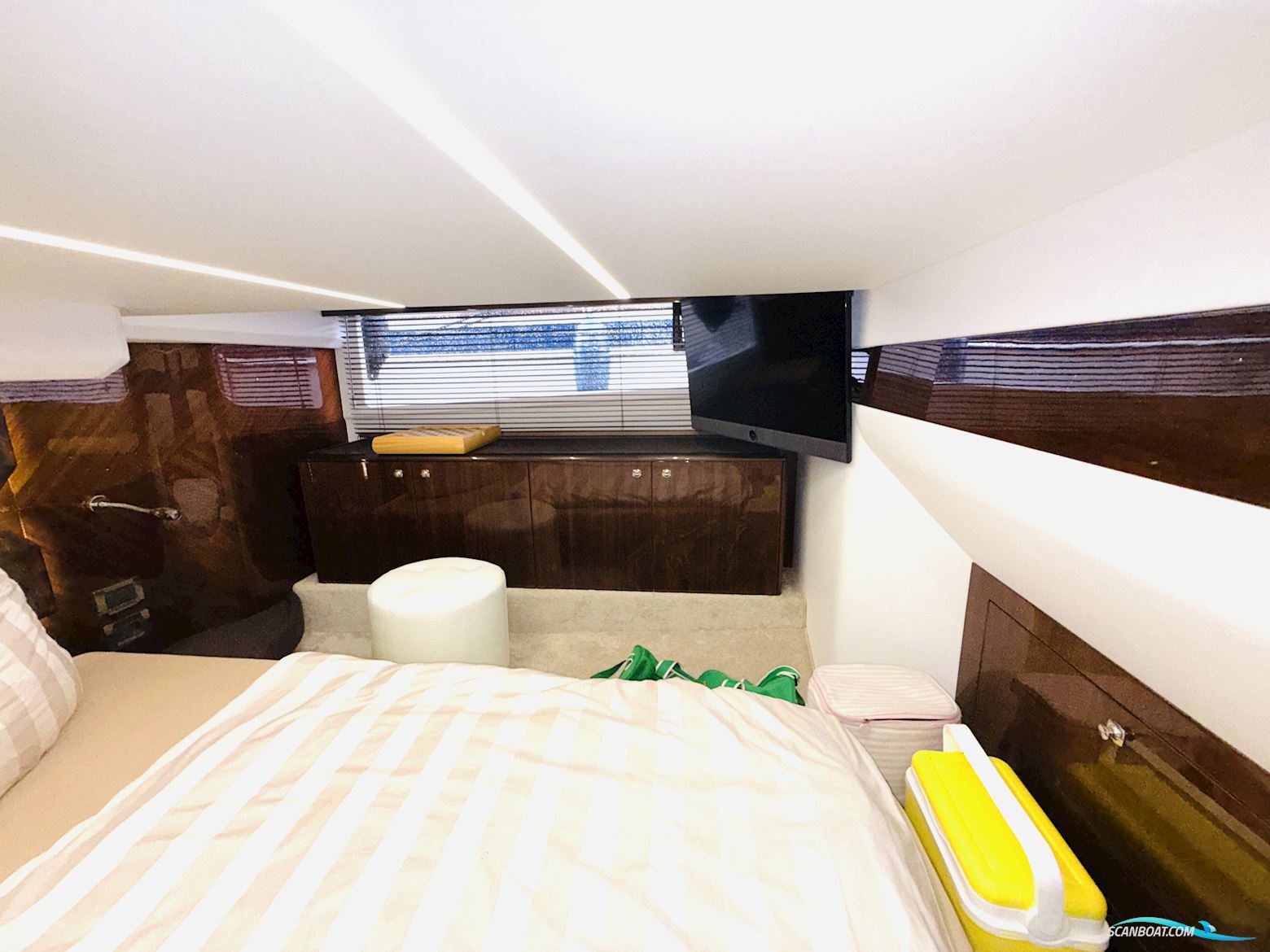 Galeon 400 Fly
