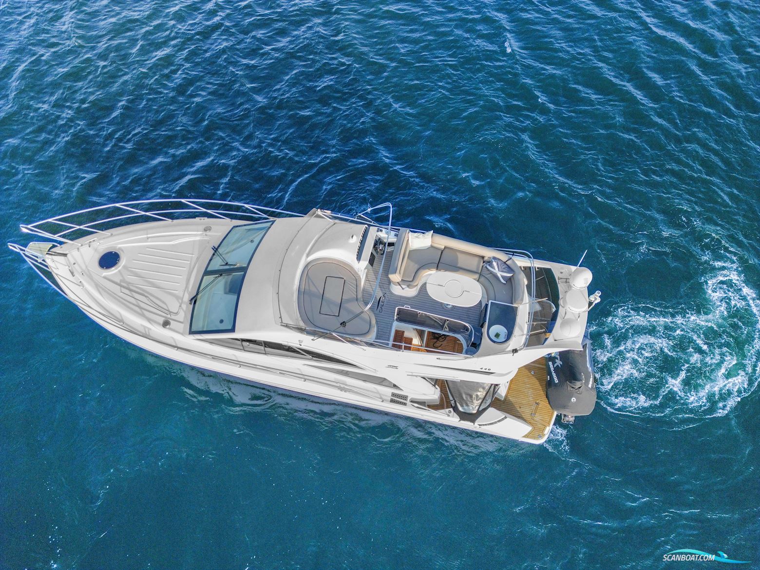 Galeon 440 Fly