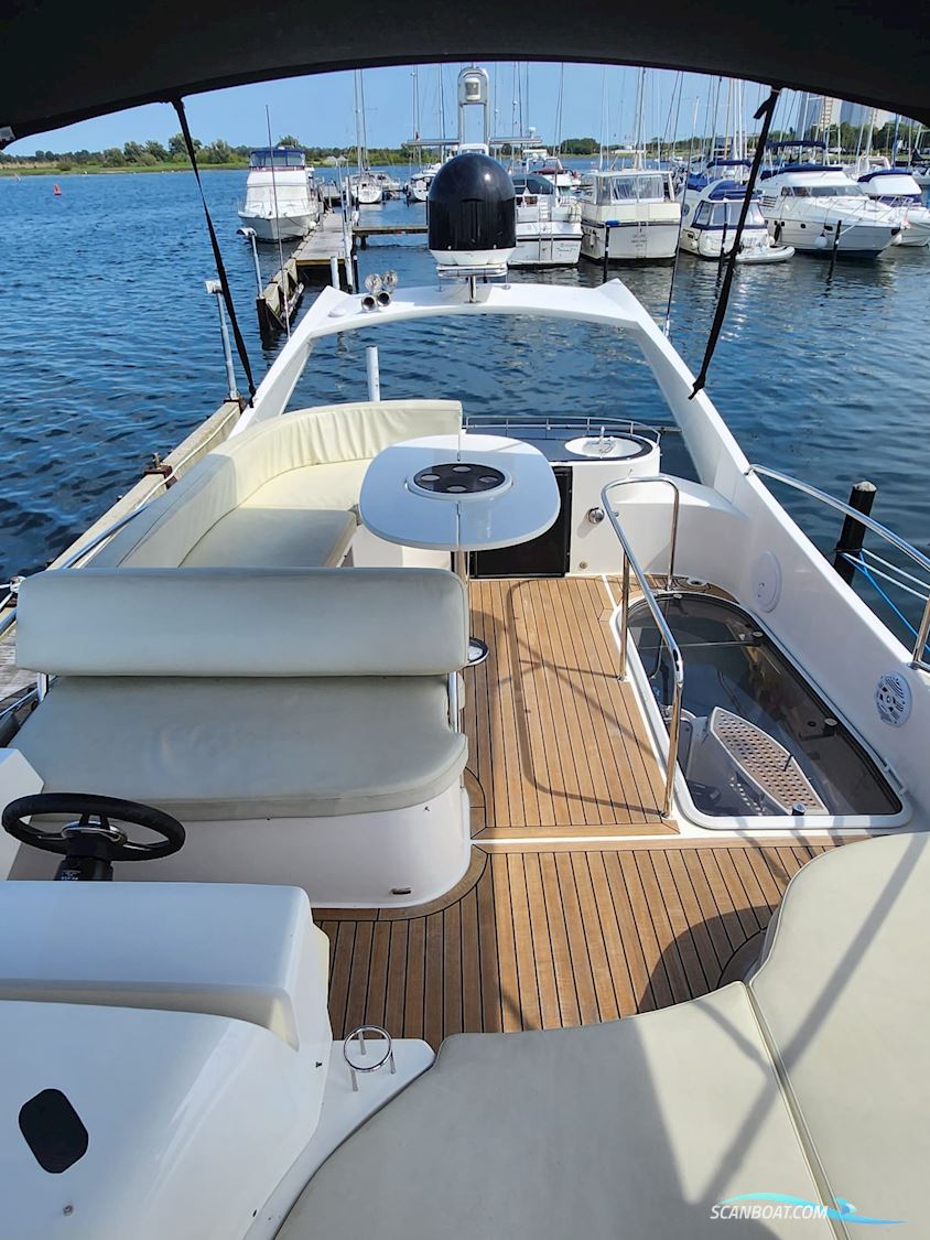 Galeon 440 Fly