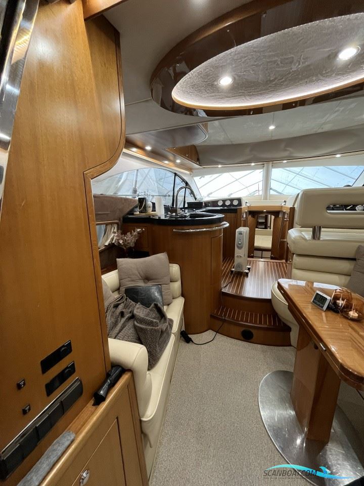 Galeon 440 Fly