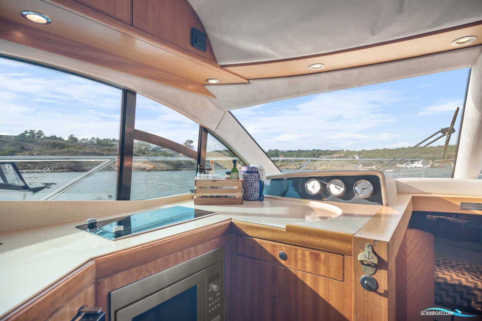 Galeon 440 Fly