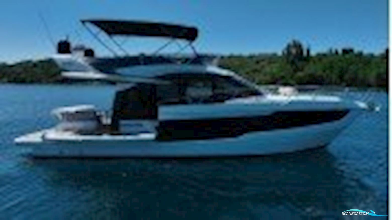 Galeon 440 Fly