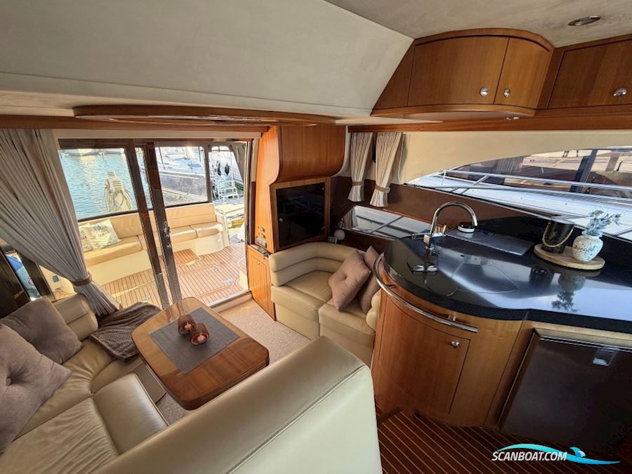 Galeon 440 Fly