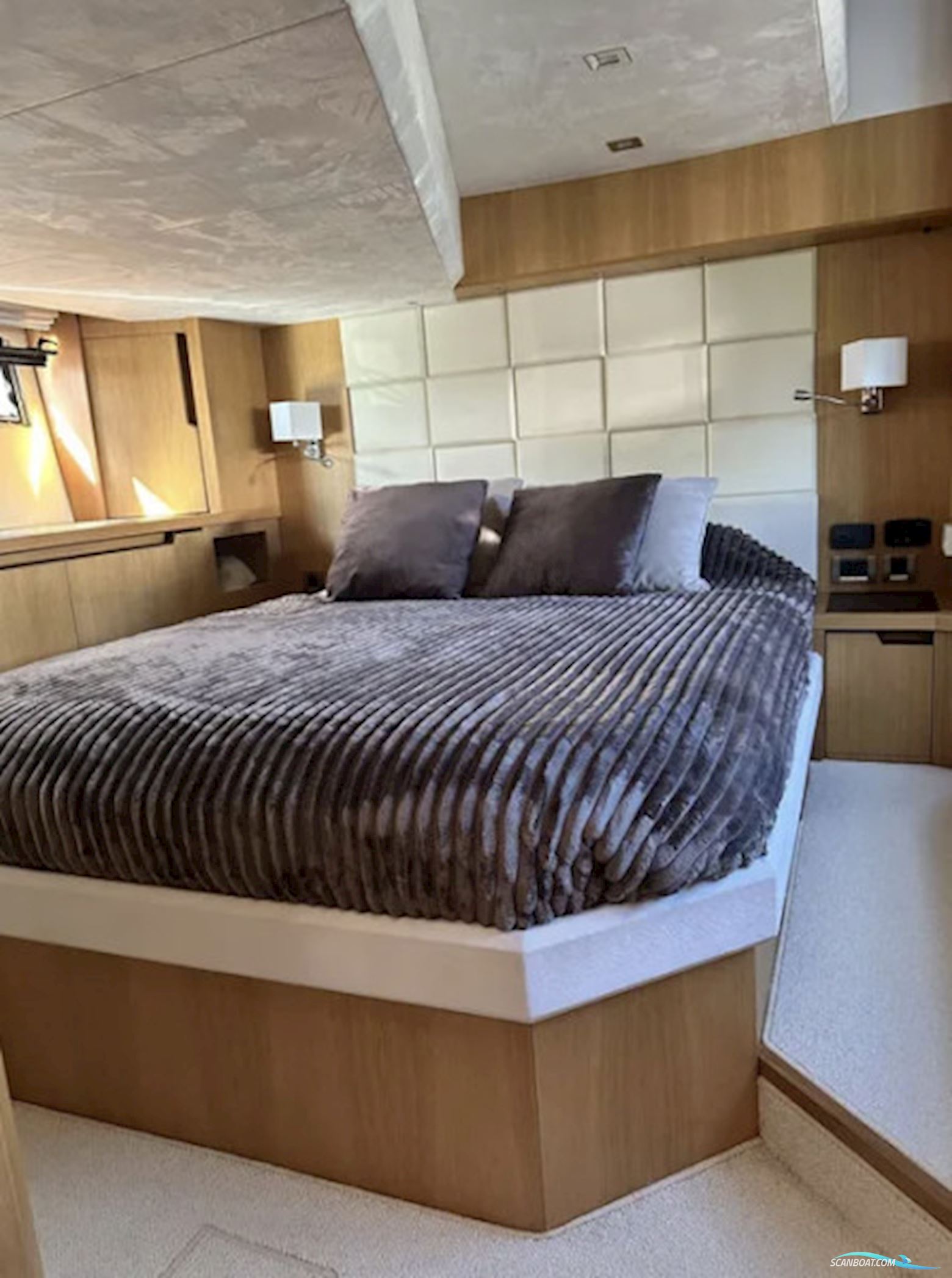 Galeon 445 / 485 HTS