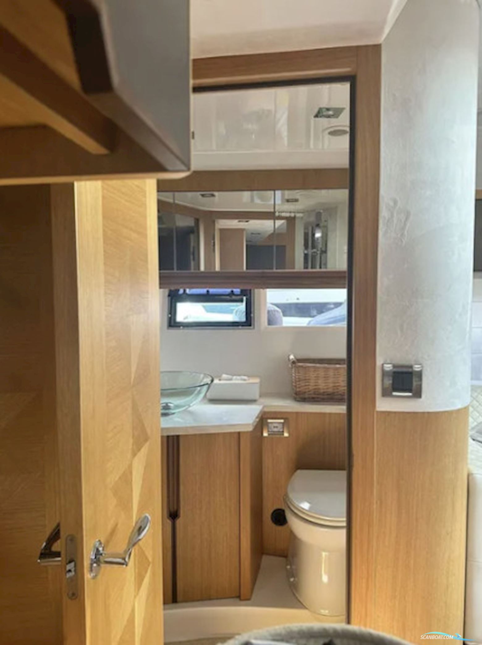 Galeon 445 / 485 HTS