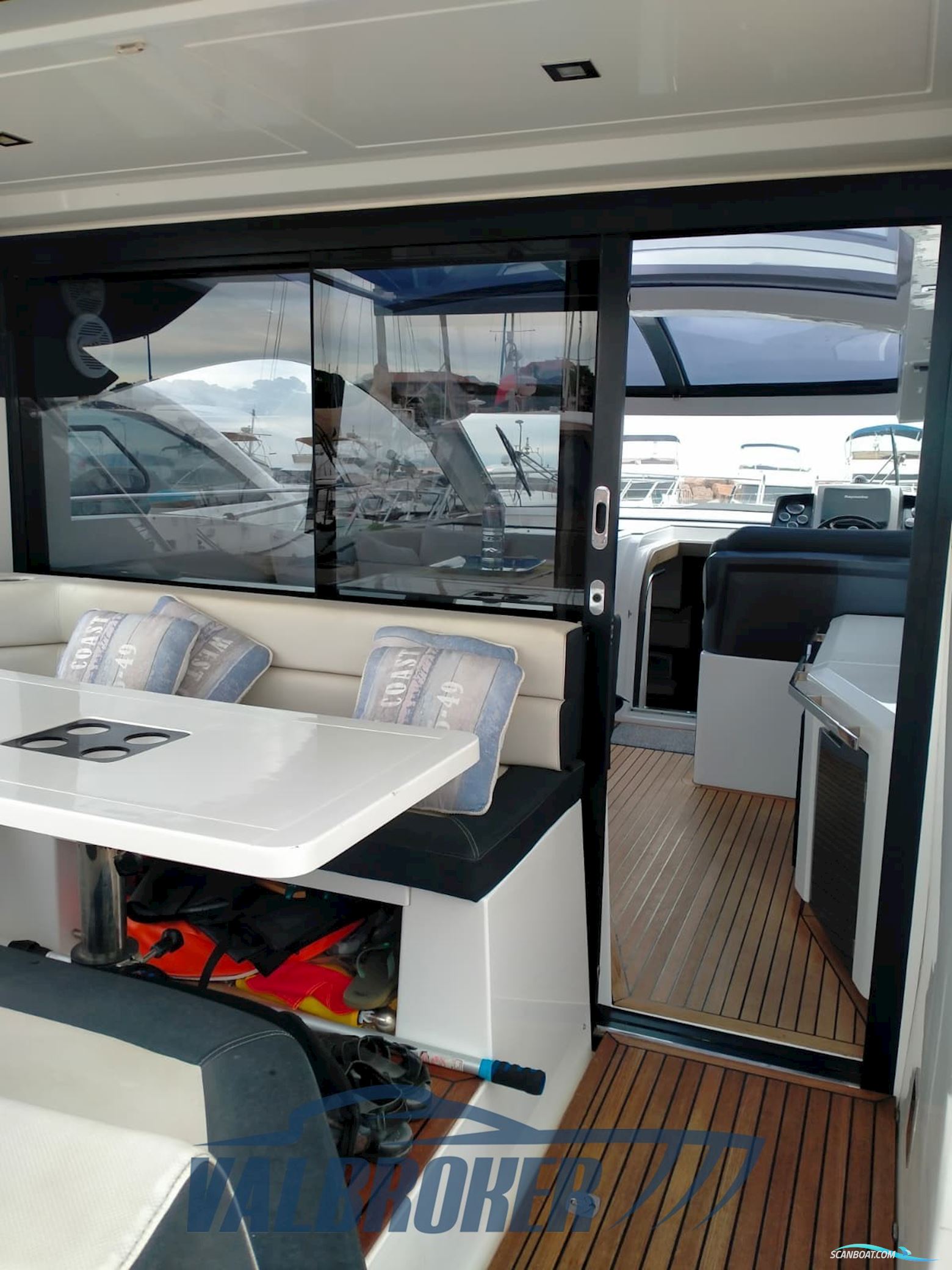 Galeon 445 HTS