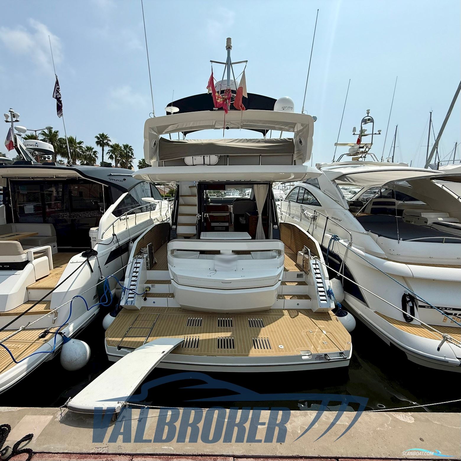 Galeon 460 fly