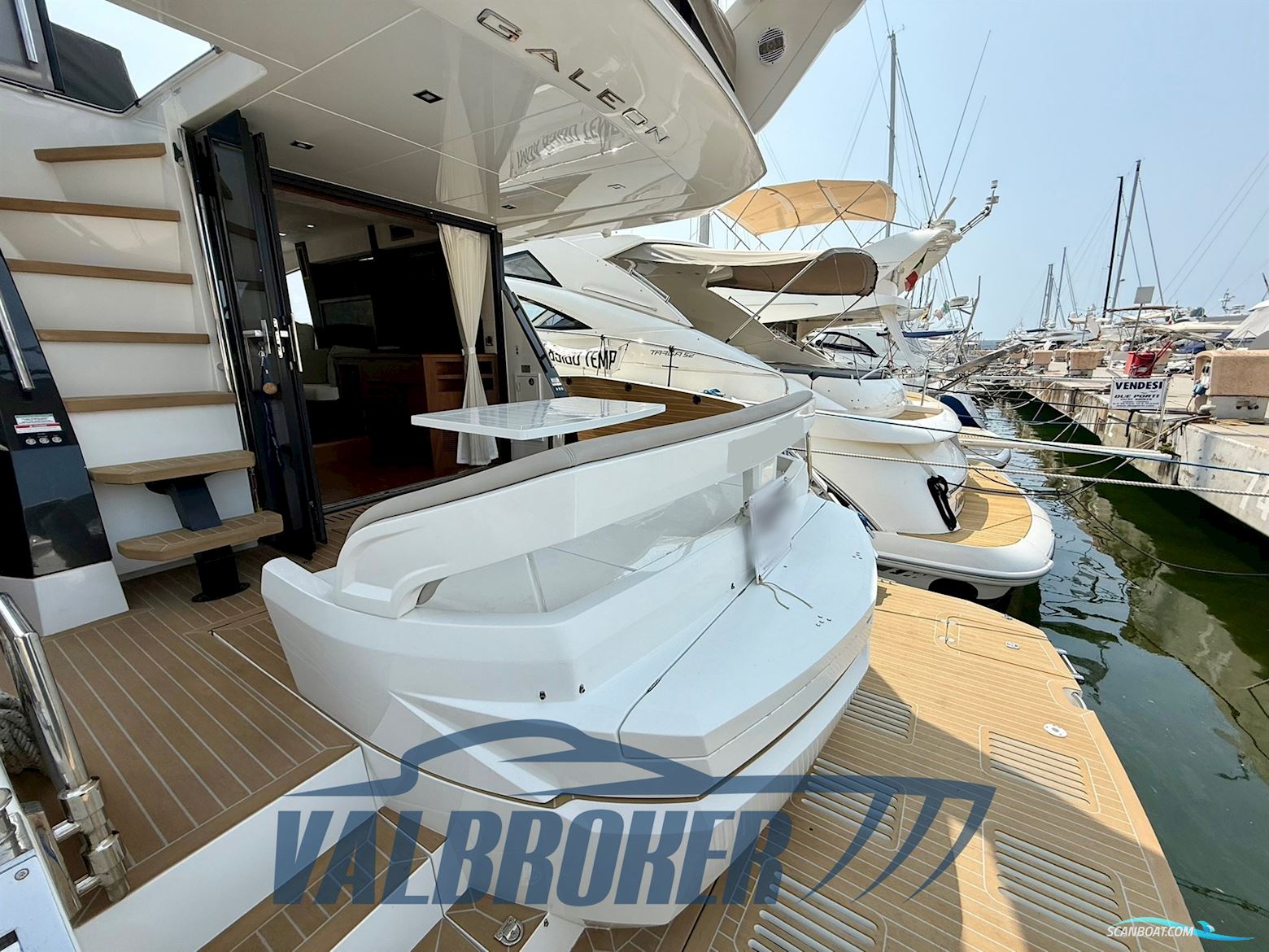 Galeon 460 fly