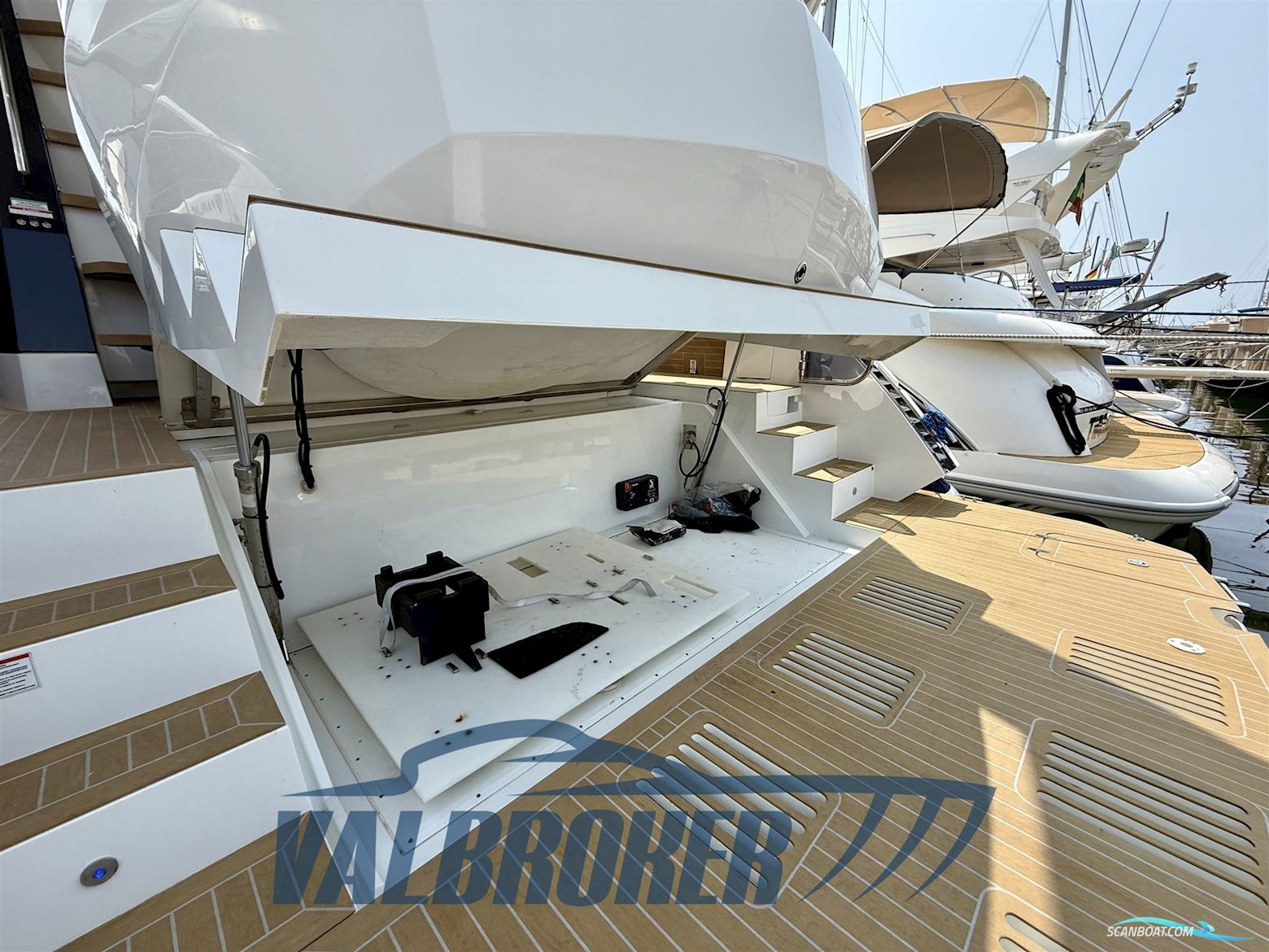 Galeon 460 Fly