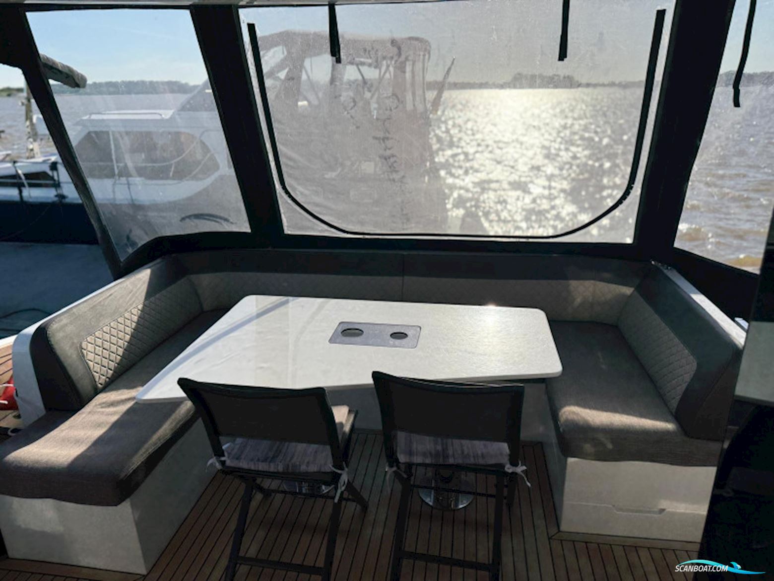 Galeon 470 Sky
