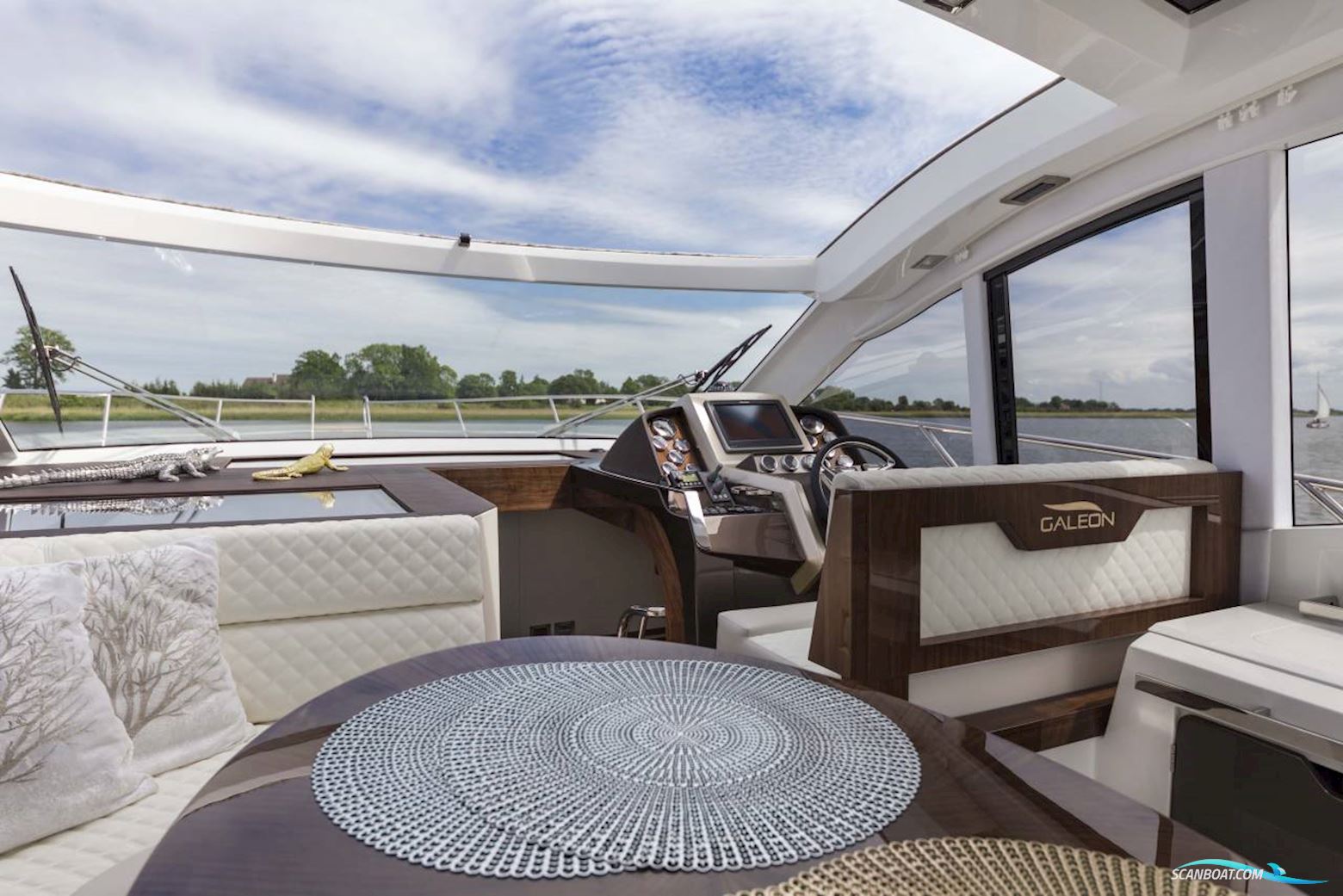 Galeon 485 Hts