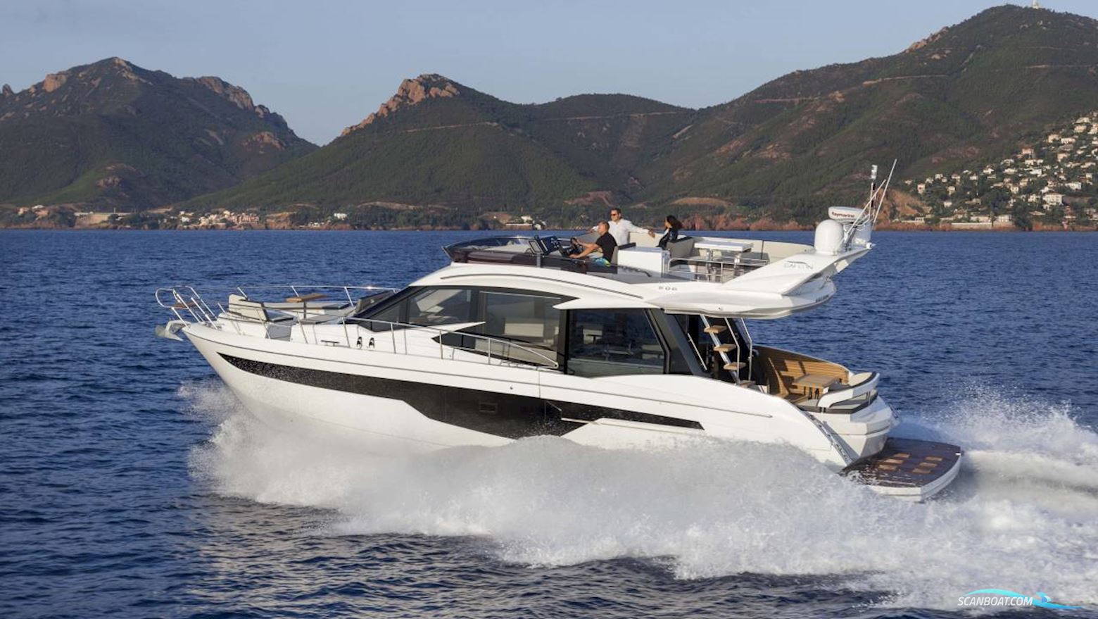Galeon 500 FLY