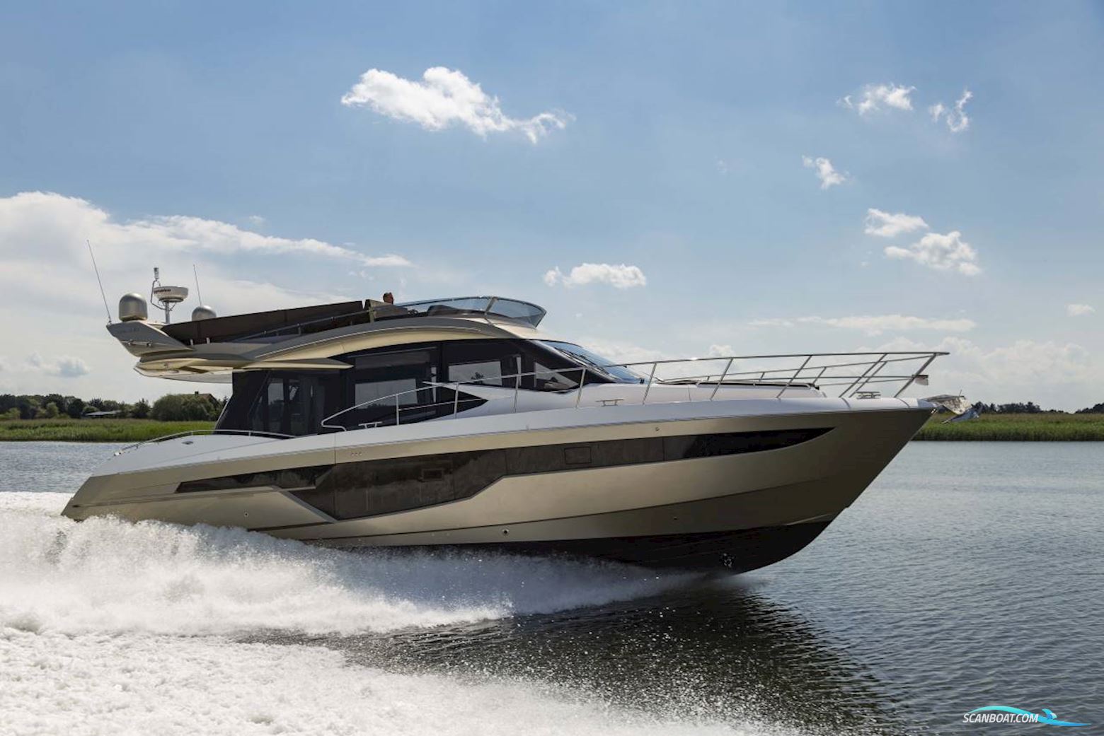Galeon 500 FLY