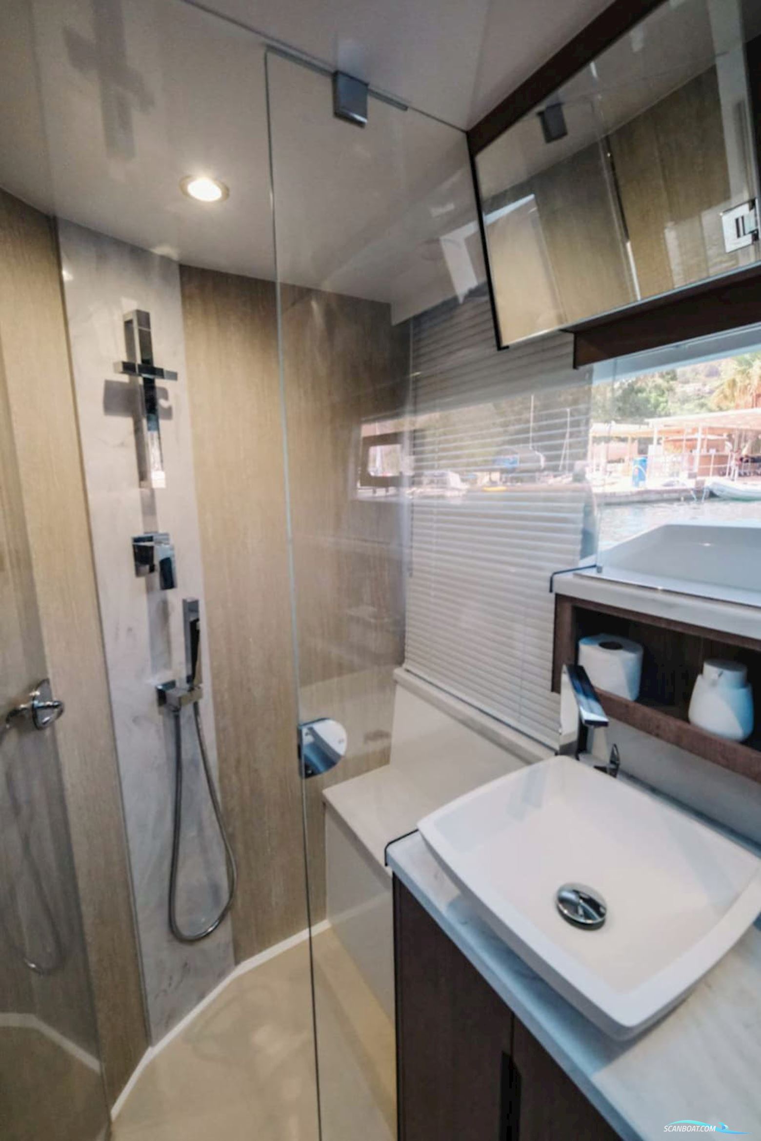 Galeon 500 Fly