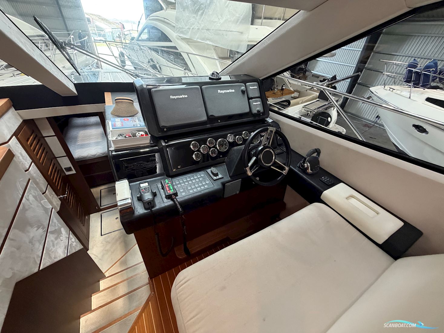 Galeon 550 Fly