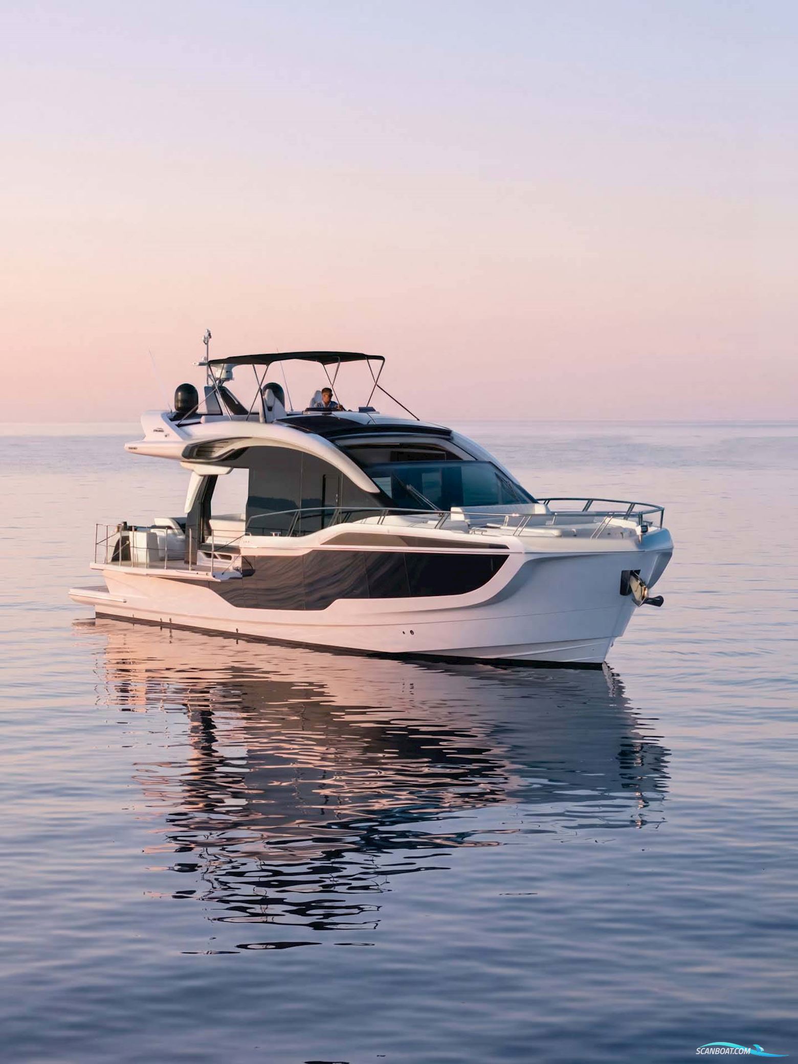 Galeon 570 Sky