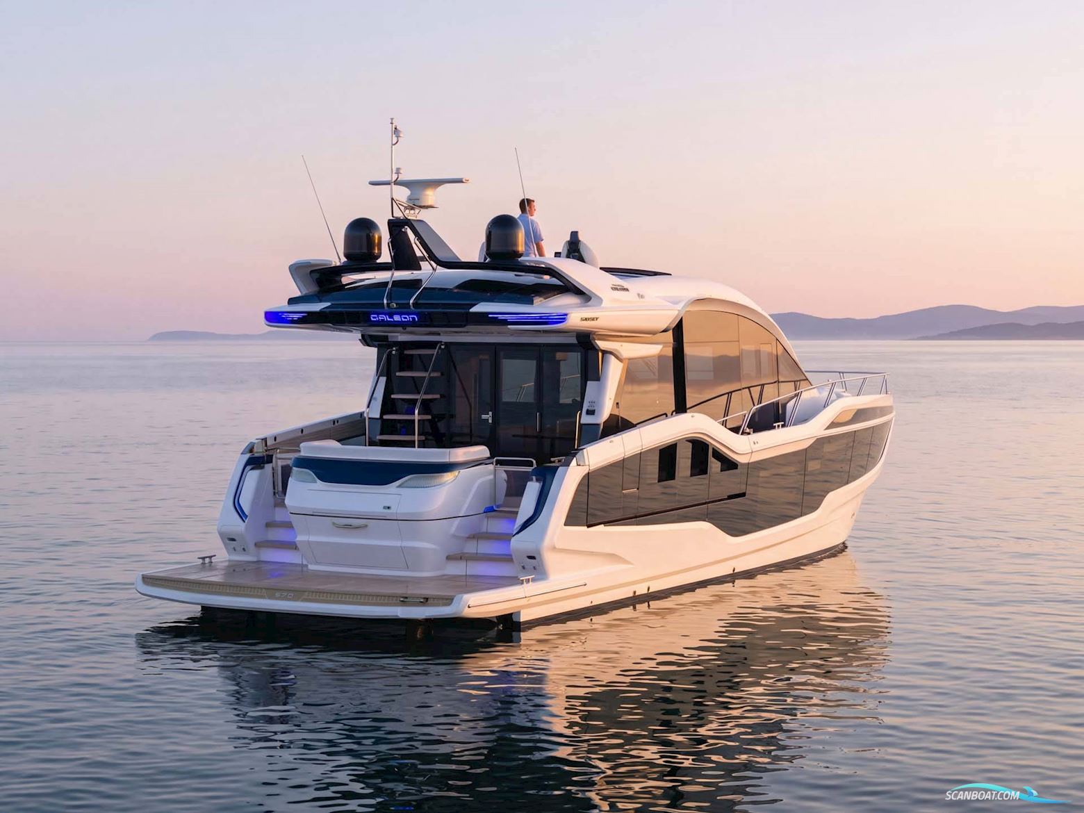 Galeon 570 Sky