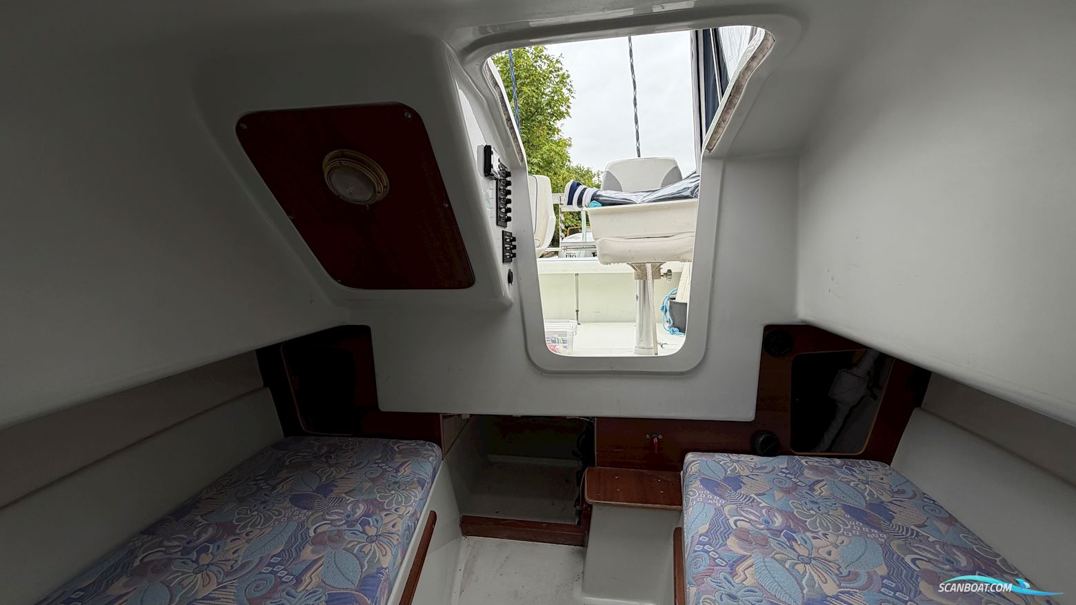 Galeon 660 WA