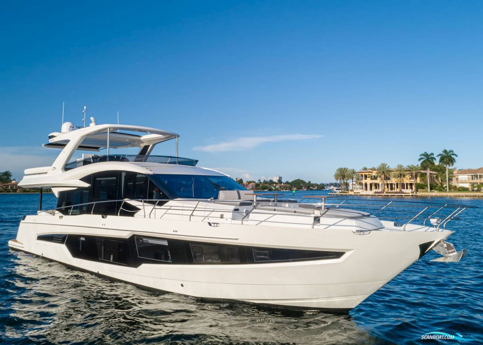 Galeon 680 FLY