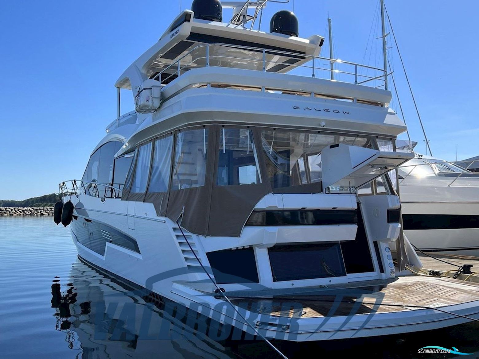 Galeon 680 FLY