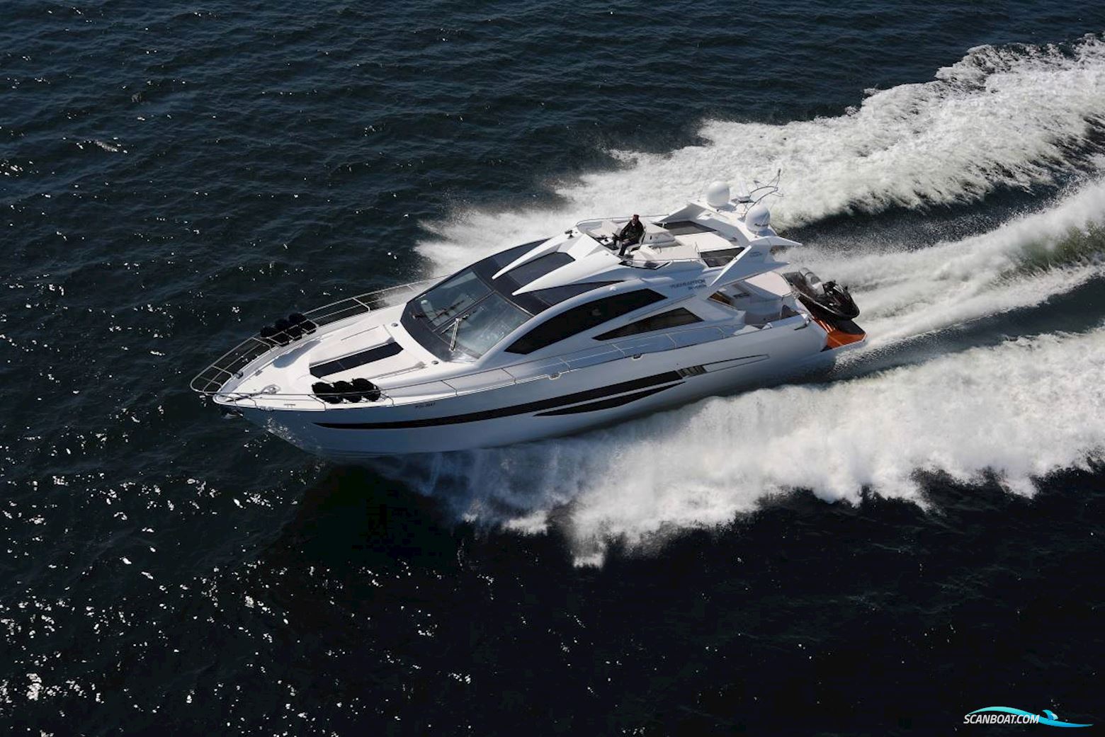 Galeon 700 Sky