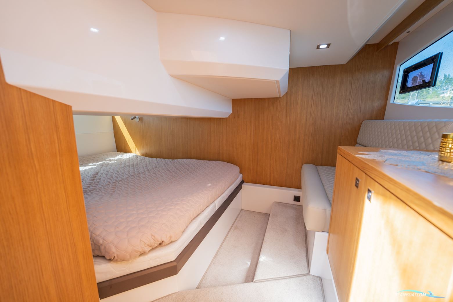 Galeon Galeon 360 Fly