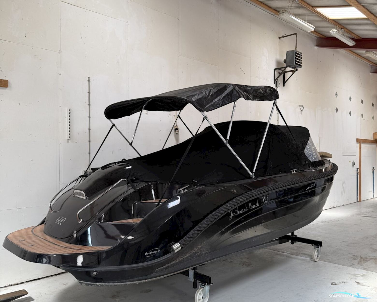 Gentleman’s Launch 600 XL Motorboten 2022, met Suzuki DF20A motor, Denemarken