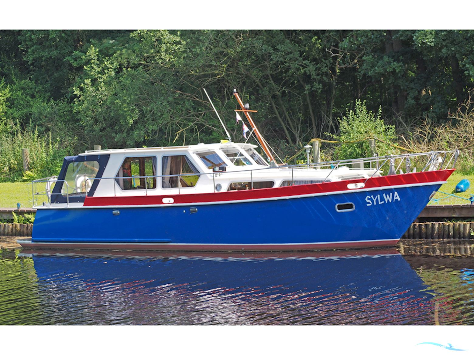 Gijs Van Der Valk Valk Kruiser 1120 OK Motorboten 1986, met Ford Lehman 2715 E motor, Duitsland