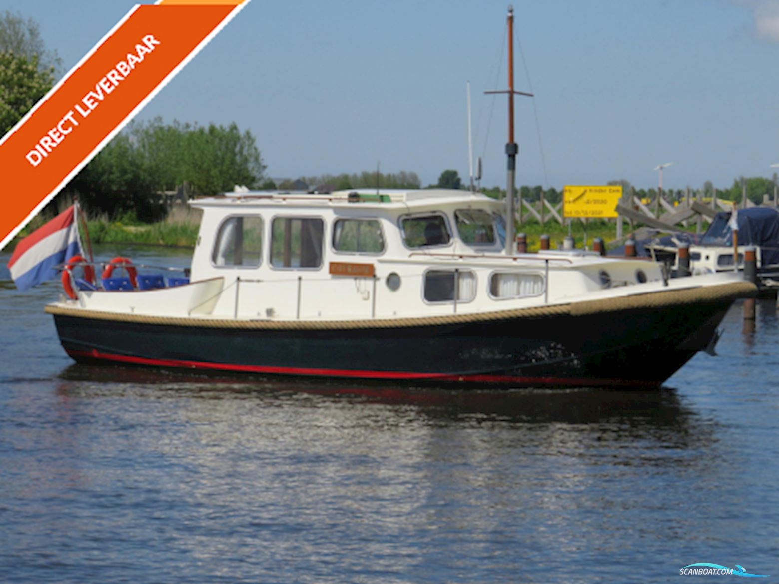 Gillissen Vlet 9.70 OK Motorboten 1972, met Peugeot Diesel motor, The Netherlands