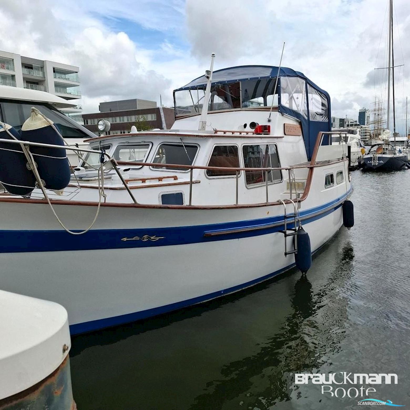 Gladstone Lyall & Co Aquila Queen 35 Motorboten 1981, met Iveco motor, Duitsland