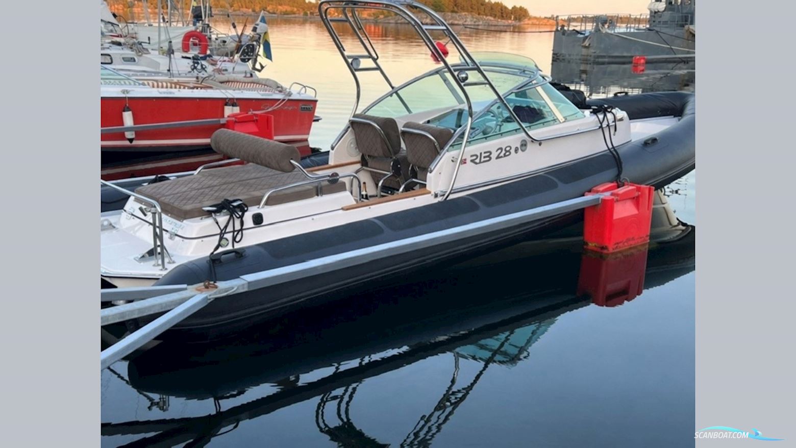 Goldfish 28 Motorboten 2002, met Mercury Racing 800 Efi motor, Sweden