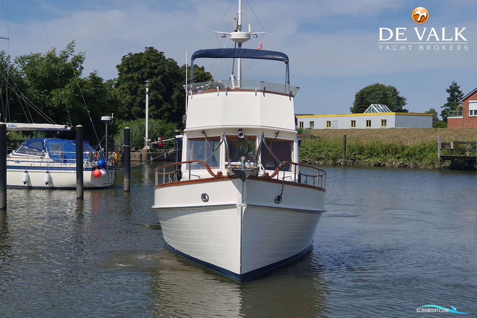 Grand Banks 32