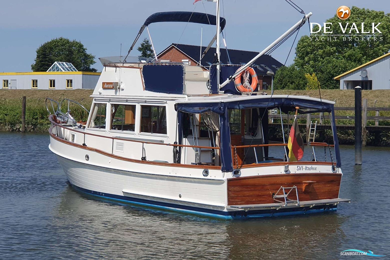 Grand Banks 32